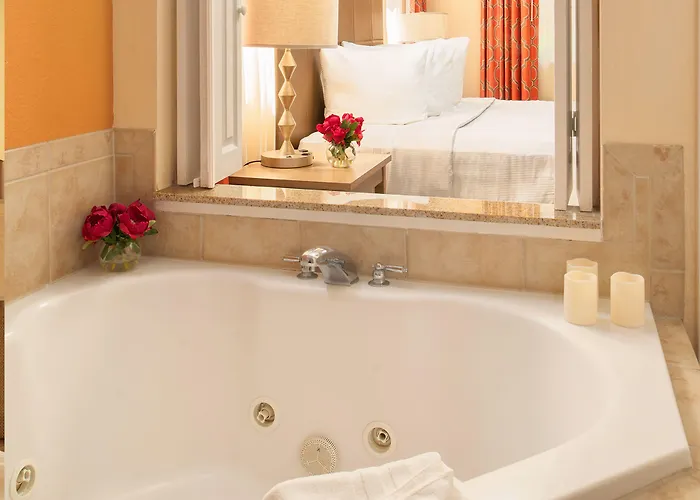 Floridays Orlando Two & Three Bed Rooms Condo Resort